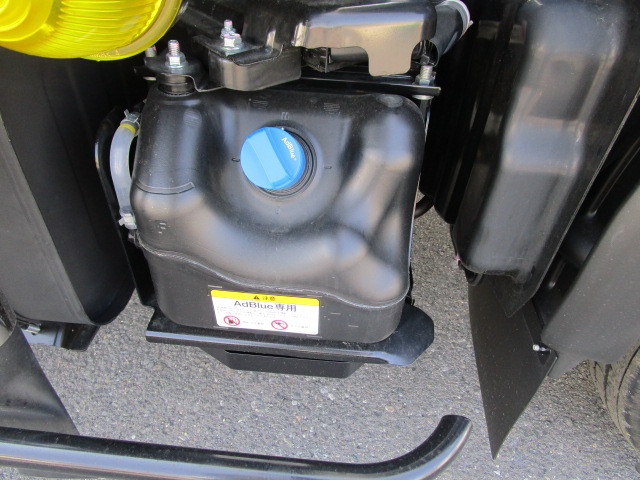 日野 デュトロ 小型 冷蔵冷凍バン 2WG-XZU606N(111646) 42枚目