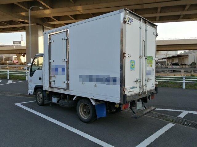 いすゞ エルフ 小型 冷蔵冷凍バン KR-NKR81EAV(5668) 5枚目