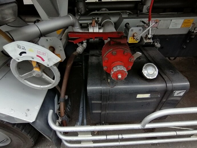 いすゞ ギガ 大型 タンクローリー KL-CYG23P4(5561) 59枚目