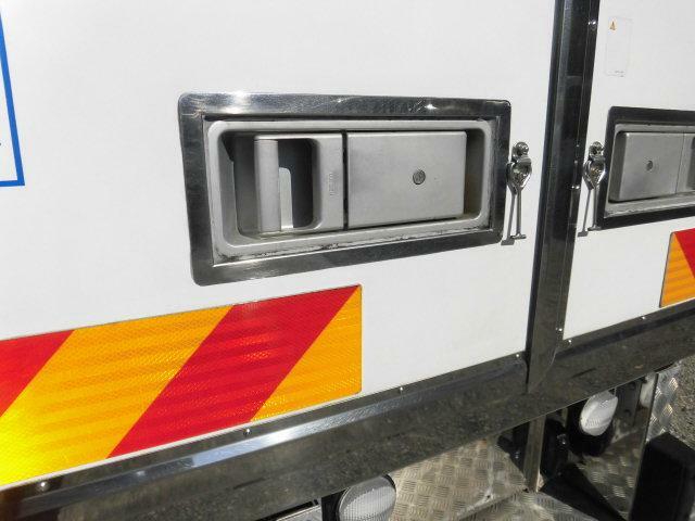 UDトラックス（日産） コンドル 増トン 冷蔵冷凍バン SKG-LK39C(11454) 25枚目