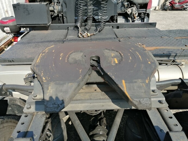 いすゞ ギガ 大型 トラクタ PDG-EXD52D8(4140) 8枚目