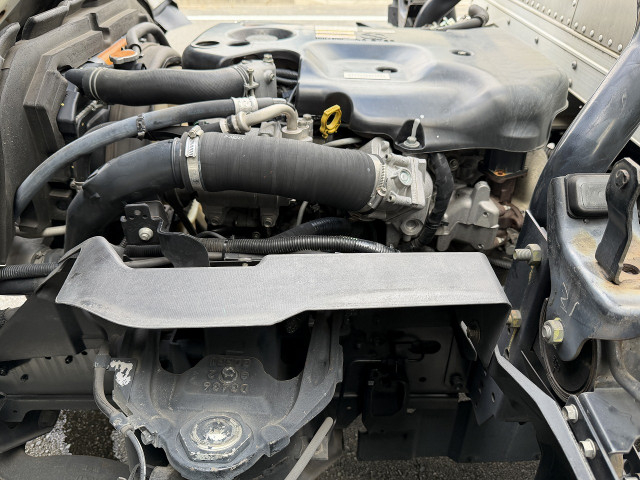 いすゞ エルフ 小型 バン TKG-NNR85AN(113566) 32枚目