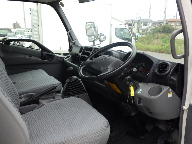 トヨタ ダイナ 小型 平ボディ TKG-XZU700(113435) 6枚目