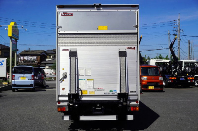 三菱ふそう キャンター 小型 バン TPG-FEA50(112618) 4枚目
