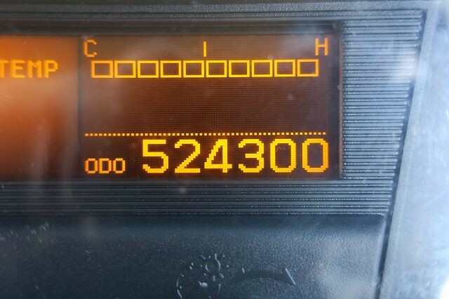 UDトラックス（日産） クオン 中型 ウィング TKG-MK38L(35670) 16枚目