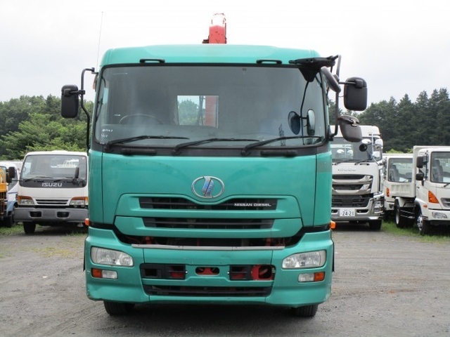 UDトラックス（日産） ビッグサム 大型 トラクタ ADG-GW4XLG(2030) 2枚目