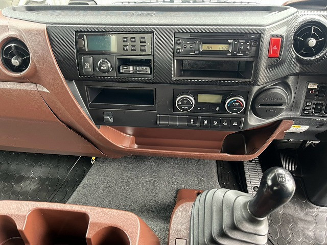 日野 レンジャー 中型 冷蔵冷凍バン 2KG-FD2ABG(110427) 26枚目
