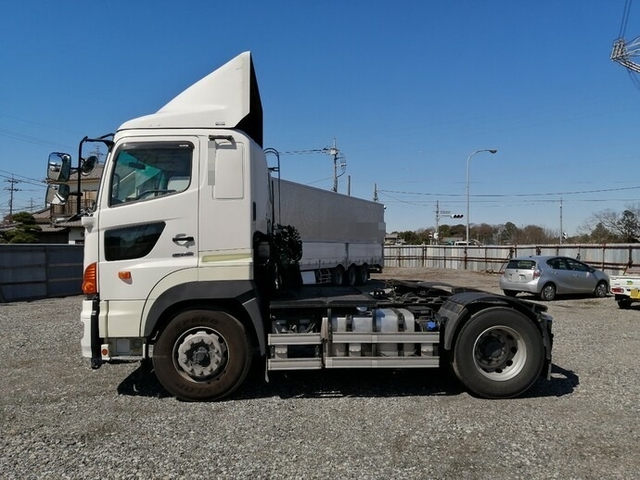 日野 プロフィア 大型 トラクタ LKG-SH1EDAG(5626) 4枚目