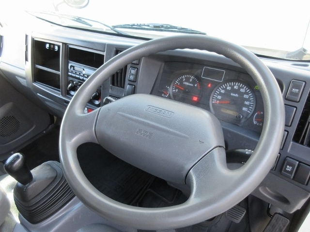 日産自動車 アトラス 小型 バン SKG-AMR85AN(6703) 27枚目