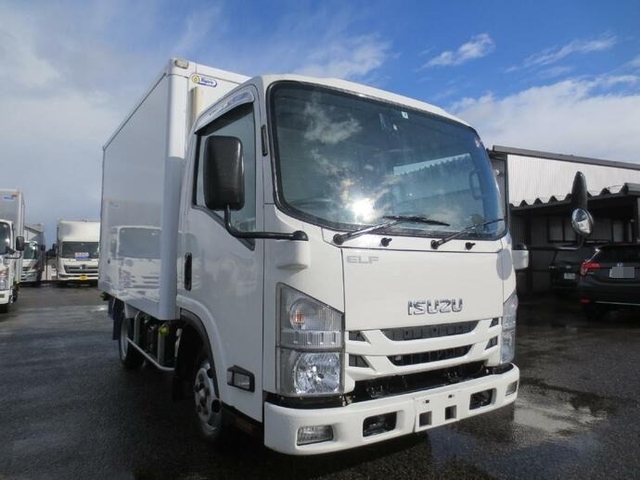 いすゞ エルフ 小型 冷蔵冷凍バン TPG-NLR85AN(8590) 1枚目