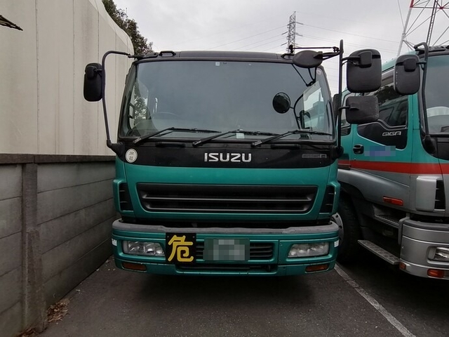いすゞ ギガ 大型 タンクローリー KL-CYG23P4(5561) 3枚目