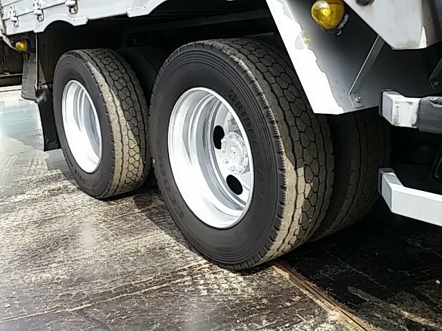 UDトラックス（日産） ビッグサム 大型 ウィング KL-CG48L(8801) 30枚目
