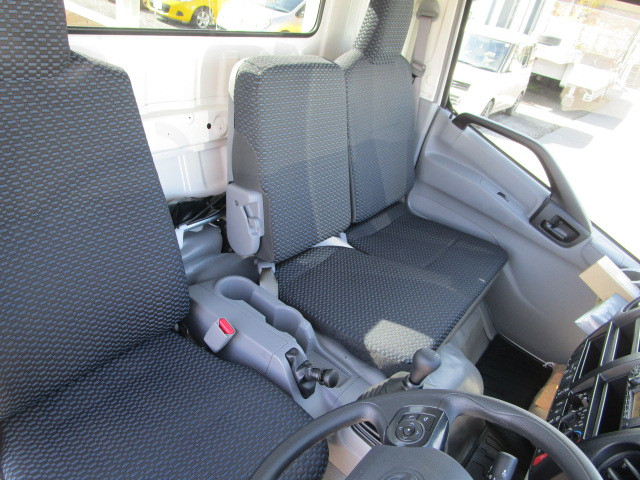 Hino dutro Small Flat body 2KG-XZU710M(106585) 12枚目