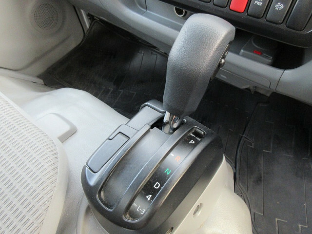 日野 デュトロ 小型 バン TKG-XZC605M(7685) 35枚目