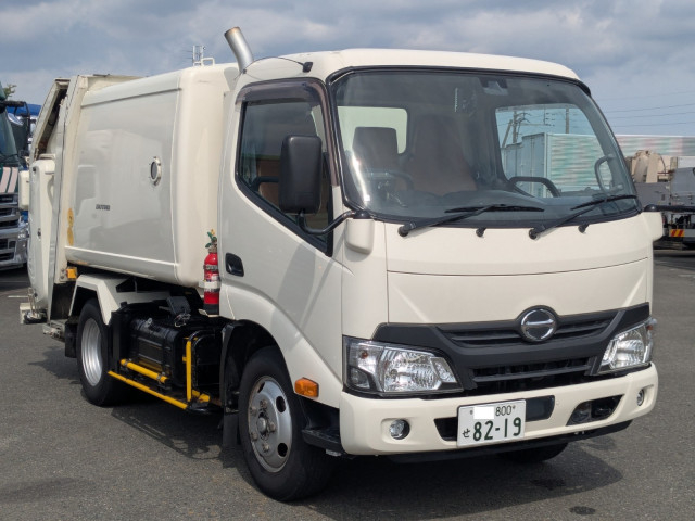 日野 デュトロ 小型 塵芥車（プレス式） TPG-XZU600X(111865) 2枚目