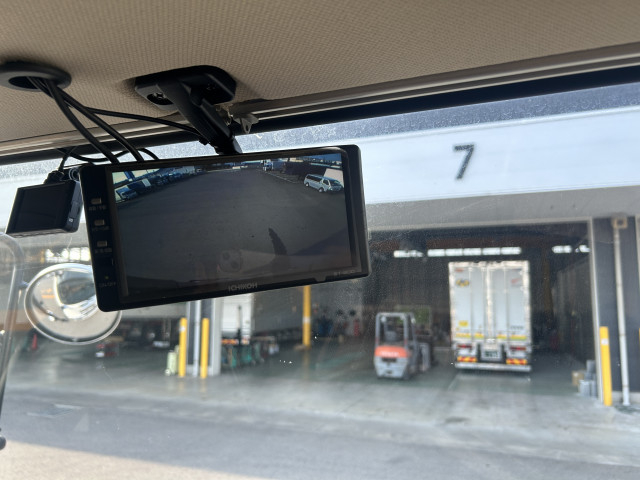 日野 プロフィア 大型 冷蔵冷凍バン 2DG-FR1AHJ(110878) 21枚目