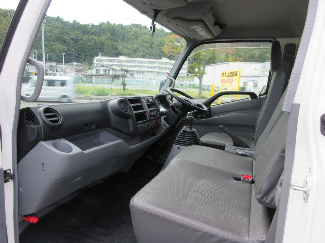 日野 デュトロ 小型 平ボディ 2RG-XZU710M(93894) 21枚目