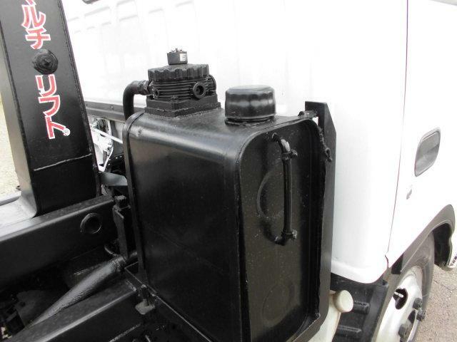 いすゞ エルフ 小型 コンテナ専用車 KC-NKR71EN(17845) 11枚目