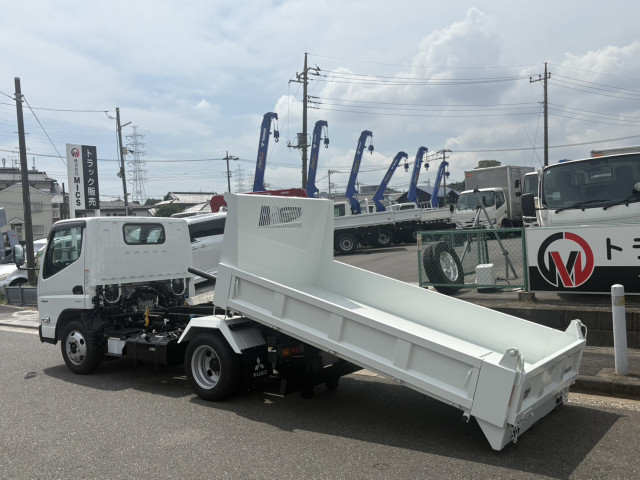 三菱ふそう キャンター 小型 土砂ダンプ 2RG-FBA60(110642) 9枚目