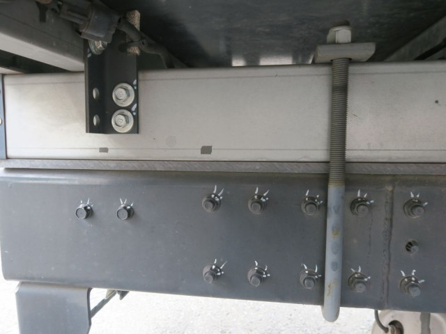 Mitsubishi Fuso canter Small Freezer box_body 2RG-FBAV0(88983) 39枚目