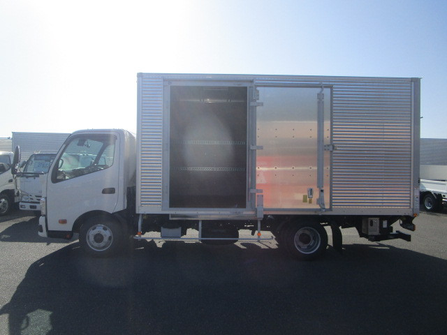 日野 デュトロ 小型 バン 2WG-XZU713N(113695) 7枚目