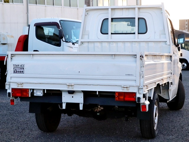 トヨタ タウンエース 小型 平ボディ 5BF-S403U(112650) 3枚目