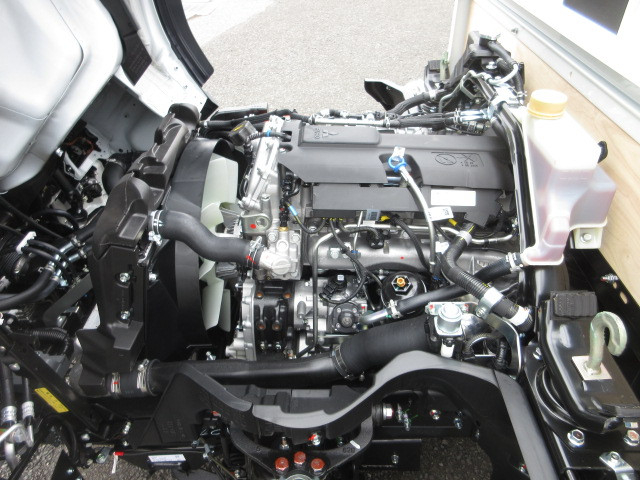 三菱ふそう キャンター 小型 平ボディ 2TG-FBA00(108989) 25枚目