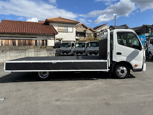 日野 デュトロ 小型 平ボディ 2RG-XZU712M(113964) 12枚目