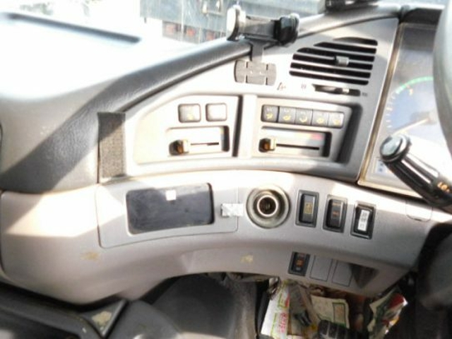 日野 プロフィア 大型 平ボディ KL-FR1KXHG(6569) 7枚目