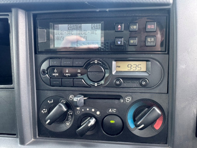 いすゞ エルフ 小型 冷蔵冷凍バン TKG-NPR85YN(109507) 35枚目