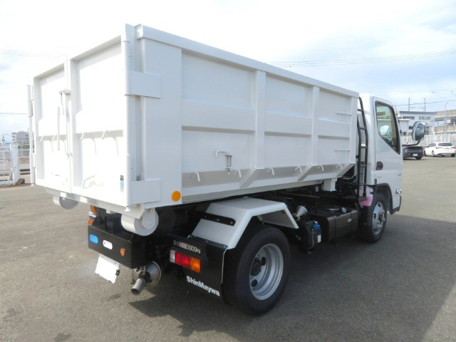 三菱ふそう キャンター 小型 コンテナ専用車 2RG-FBAV0(108792) 6枚目