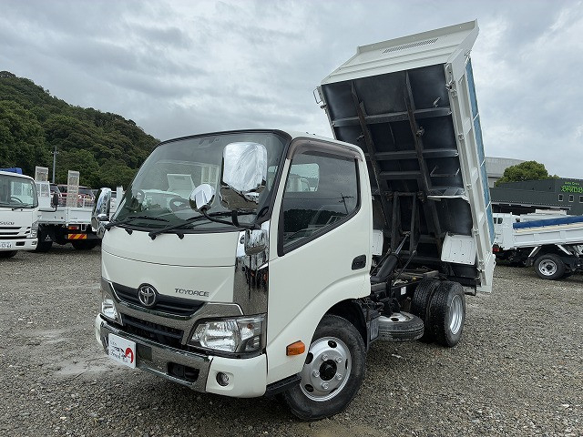 トヨタ トヨエース 小型 土砂ダンプ TKG-XZU620D(109352) 1枚目