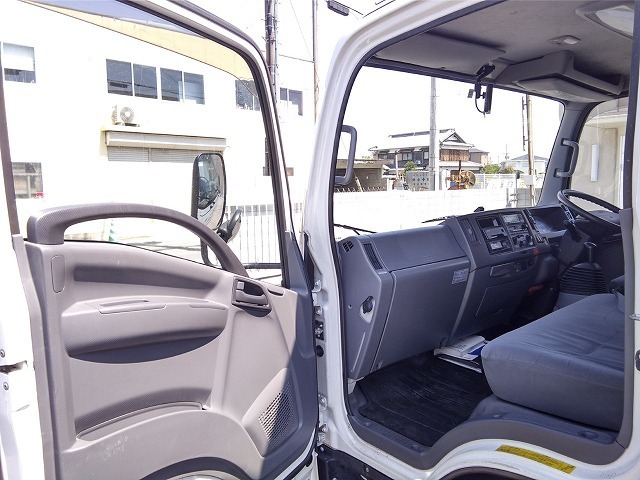 いすゞ エルフ 小型 バン TKG-NPR85AN(11039) 33枚目