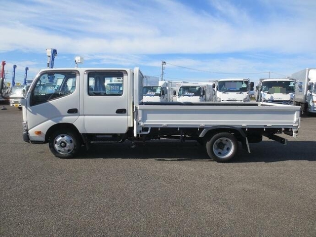 トヨタ ダイナ 小型 Wキャブ TKG-XZU655(8609) 8枚目