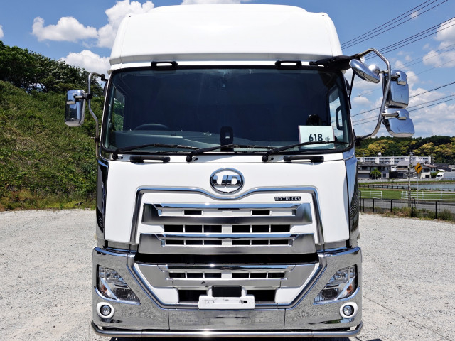 UDトラックス（日産） クオン 大型 トラクタ 2PG-GK5AAD(110384) 3枚目