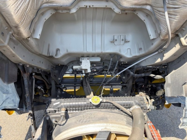 UDトラックス（日産） コンドル 中型 バキュームカー/糞尿車 SKG-MK38L(110399) 25枚目