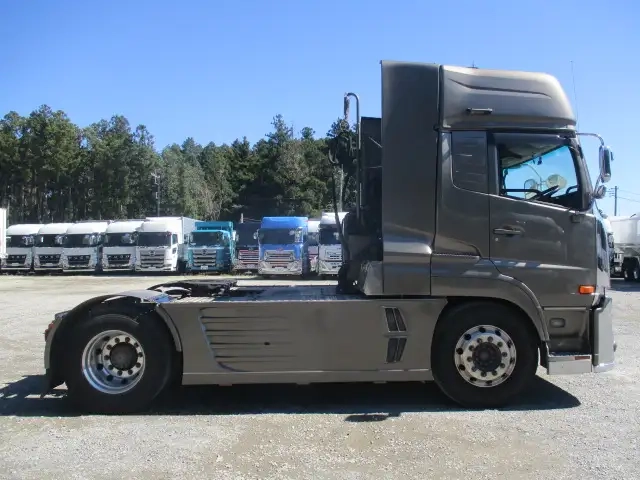 日産自動車 クオン 大型 トラクタ 2PG-GK5AAD(112847) 4枚目