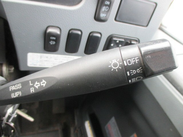 三菱ふそう ファイター 小型 冷蔵冷凍バン TKG-FK64F(7763) 39枚目