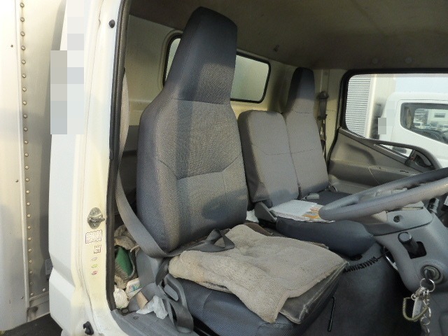 Mitsubishi Fuso canter Small Box body PDG-FE84DV(2931) 25枚目