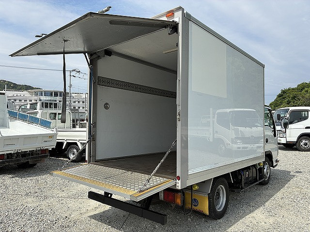 いすゞ エルフ 小型 バン 2RG-NHR88AN(105407) 15枚目