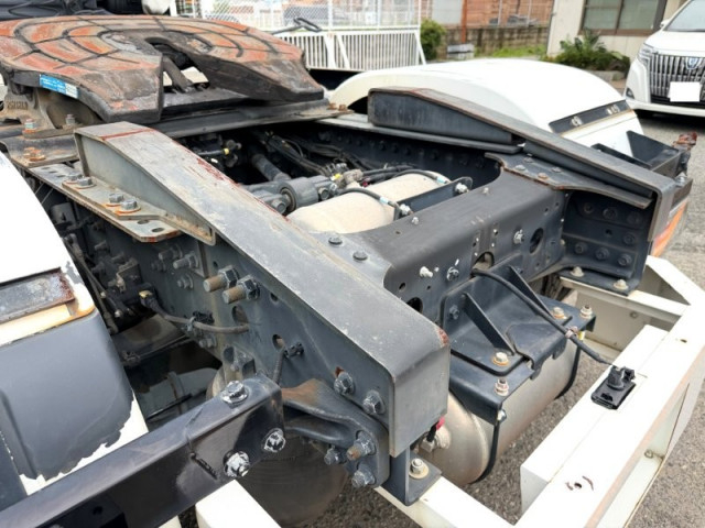 日野 プロフィア 大型 トラクタ 2DG-SH1EDGG(110470) 8枚目