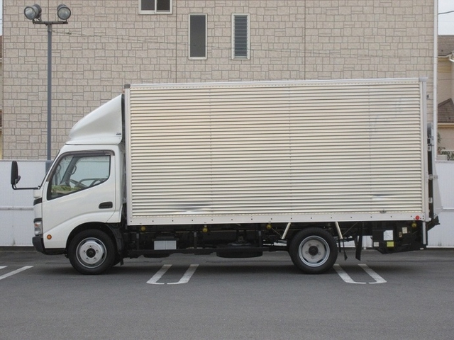 トヨタ ダイナ 小型 バン PB-XZU341(6626) 5枚目