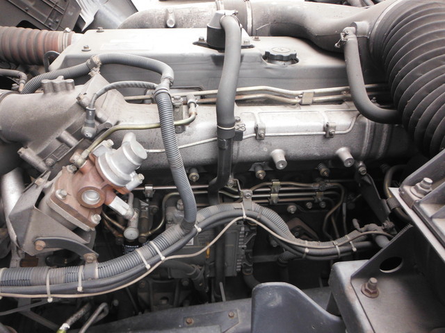 UDトラックス（日産） ビッグサム 大型 ウィング KL-CD48ZWA(1424) 19枚目