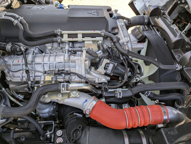 三菱ふそう キャンター 小型 冷蔵冷凍バン 2RG-FBAV0(105651) 44枚目