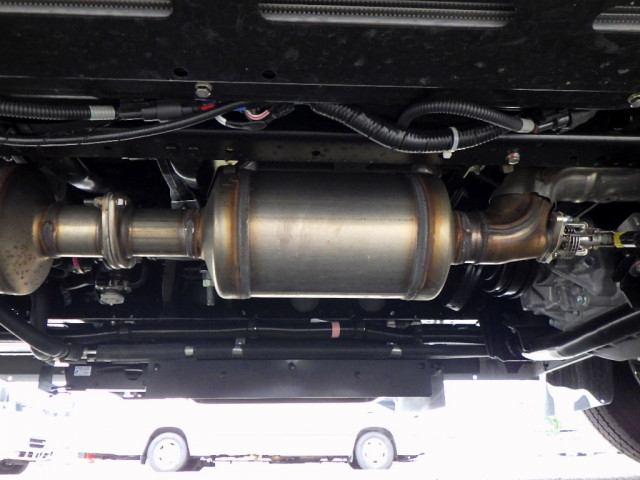 トヨタ コースター 小型 バス 2WG-GDB110(105565) 18枚目