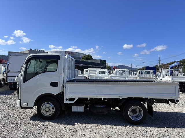 いすゞ エルフ 小型 平ボディ 2TG-NJR88AF(113331) 4枚目