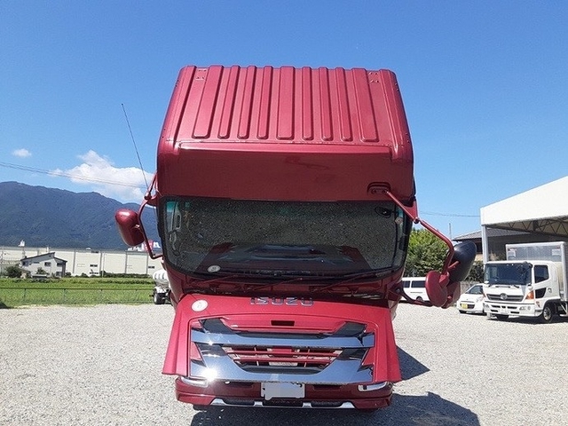 Isuzu giga Large Wing body QKG-CYL77B(35311) 3枚目