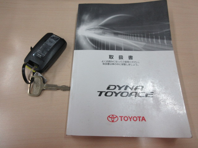 トヨタ ダイナ 小型 平ボディ TKG-XZU645(112585) 5枚目