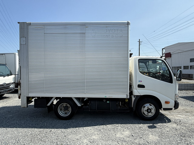 トヨタ ダイナ 小型 バン TPG-XZU605(110773) 4枚目