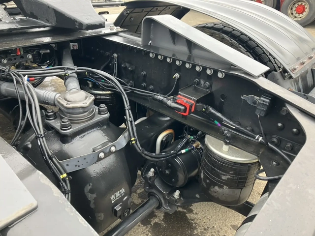いすゞ ギガ 大型 トラクタ 2RG-EK5DAB(106845) 22枚目